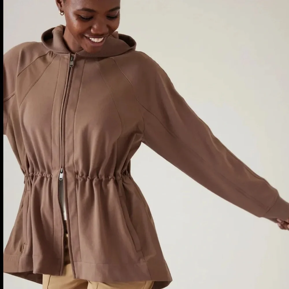 Athleta Triumph Hybrid Jacket